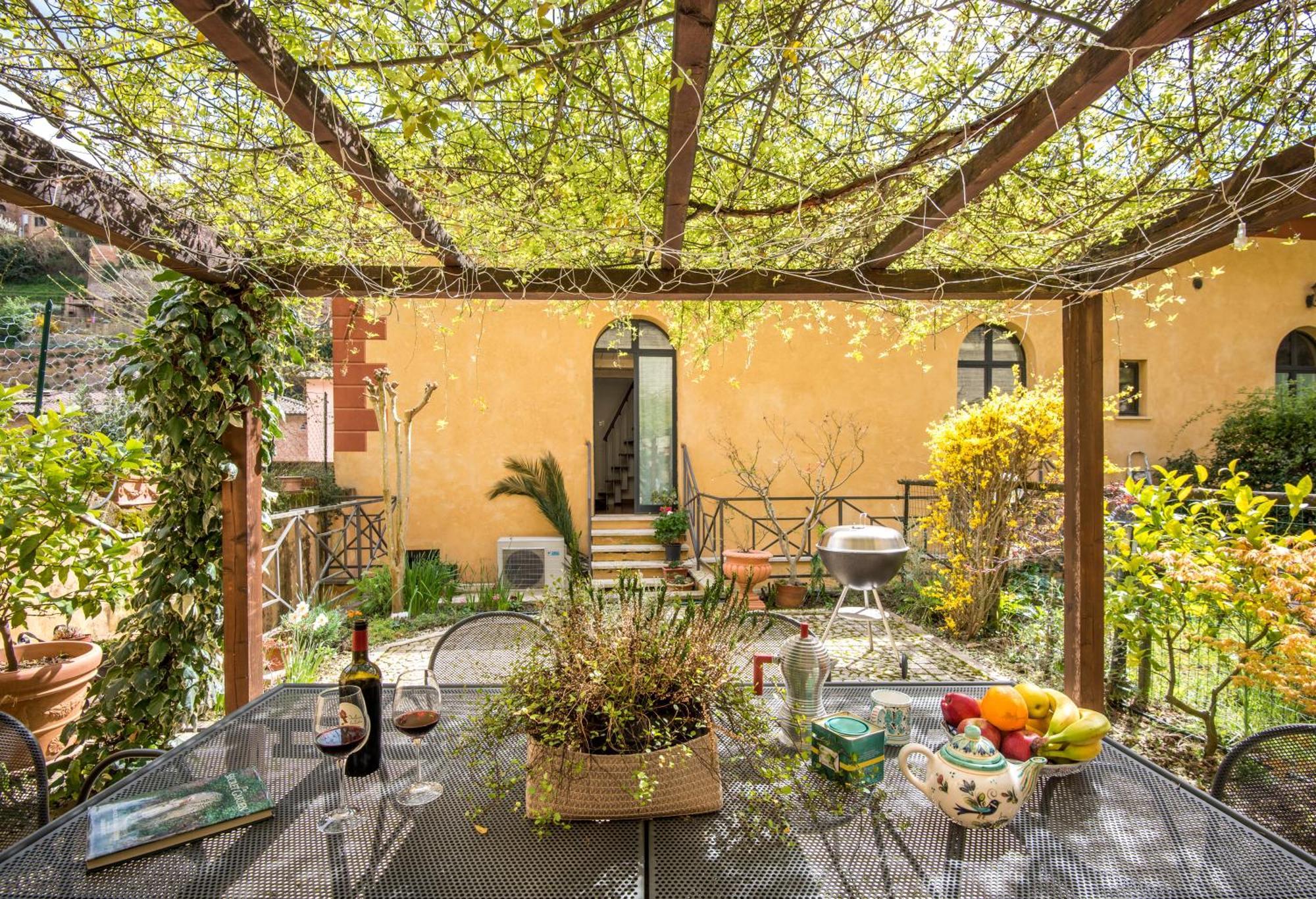 Villa Secret Garden Siena Exterior foto